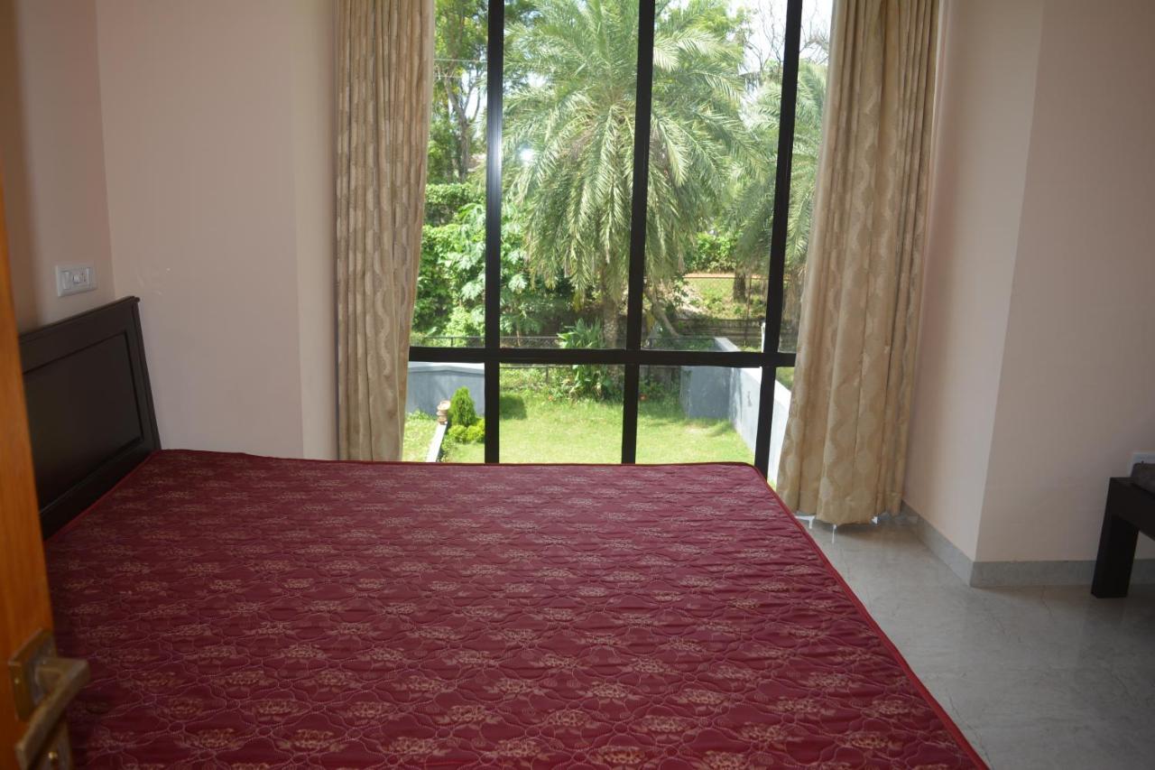 Ganga Kutir Residency Villa Raichak Exterior photo